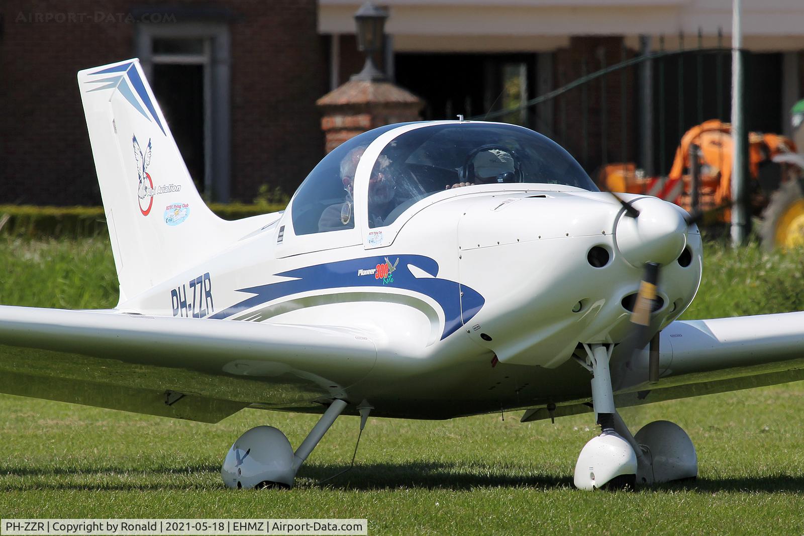 PH-ZZR, Alpi Aviation Pioneer 300 Kite C/N 5016, at ehmz