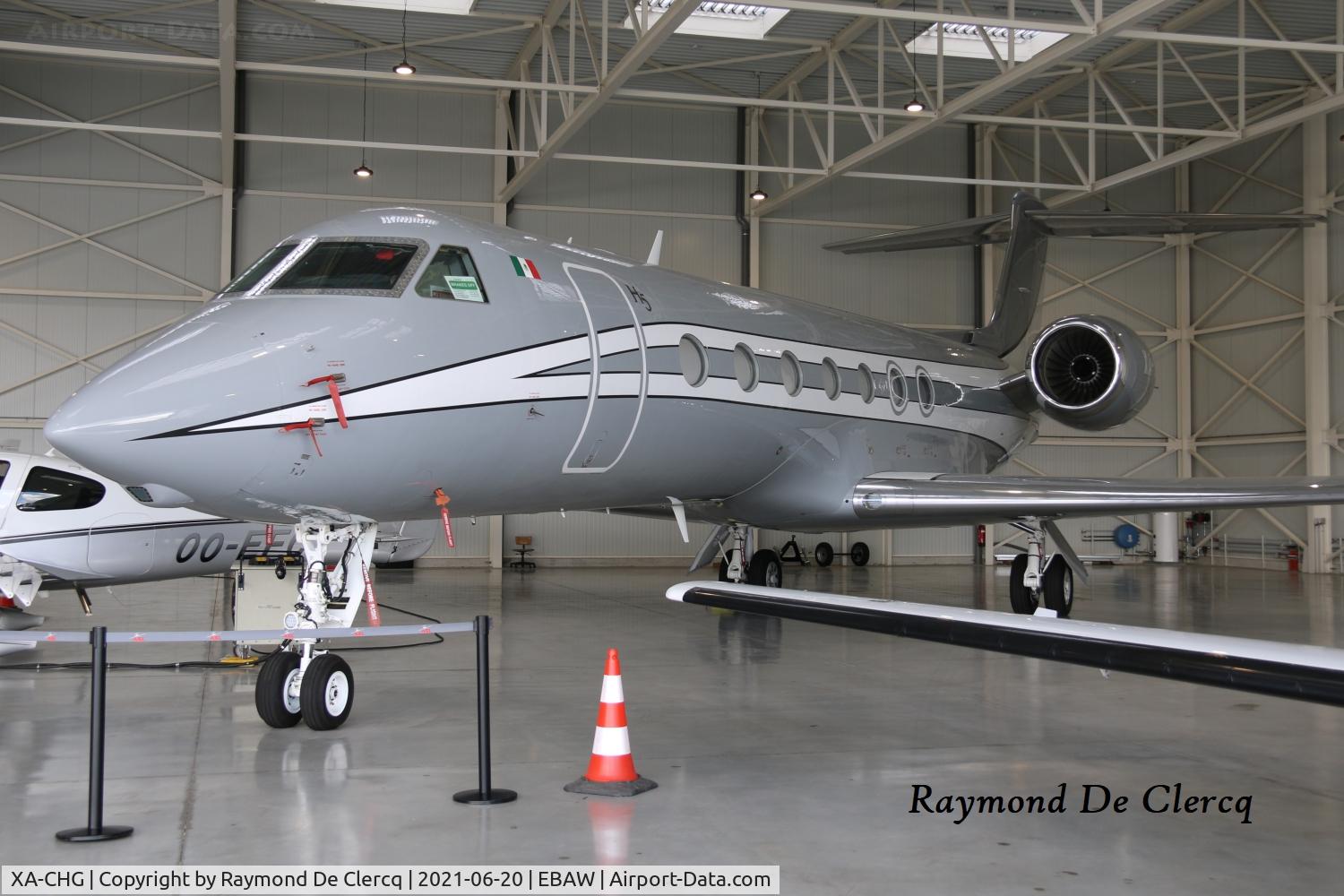 XA-CHG, 2019 Gulfstream Aerospace GV-SP (G550) C/N 5604, ASL open hangar day at Antwerp Airport.