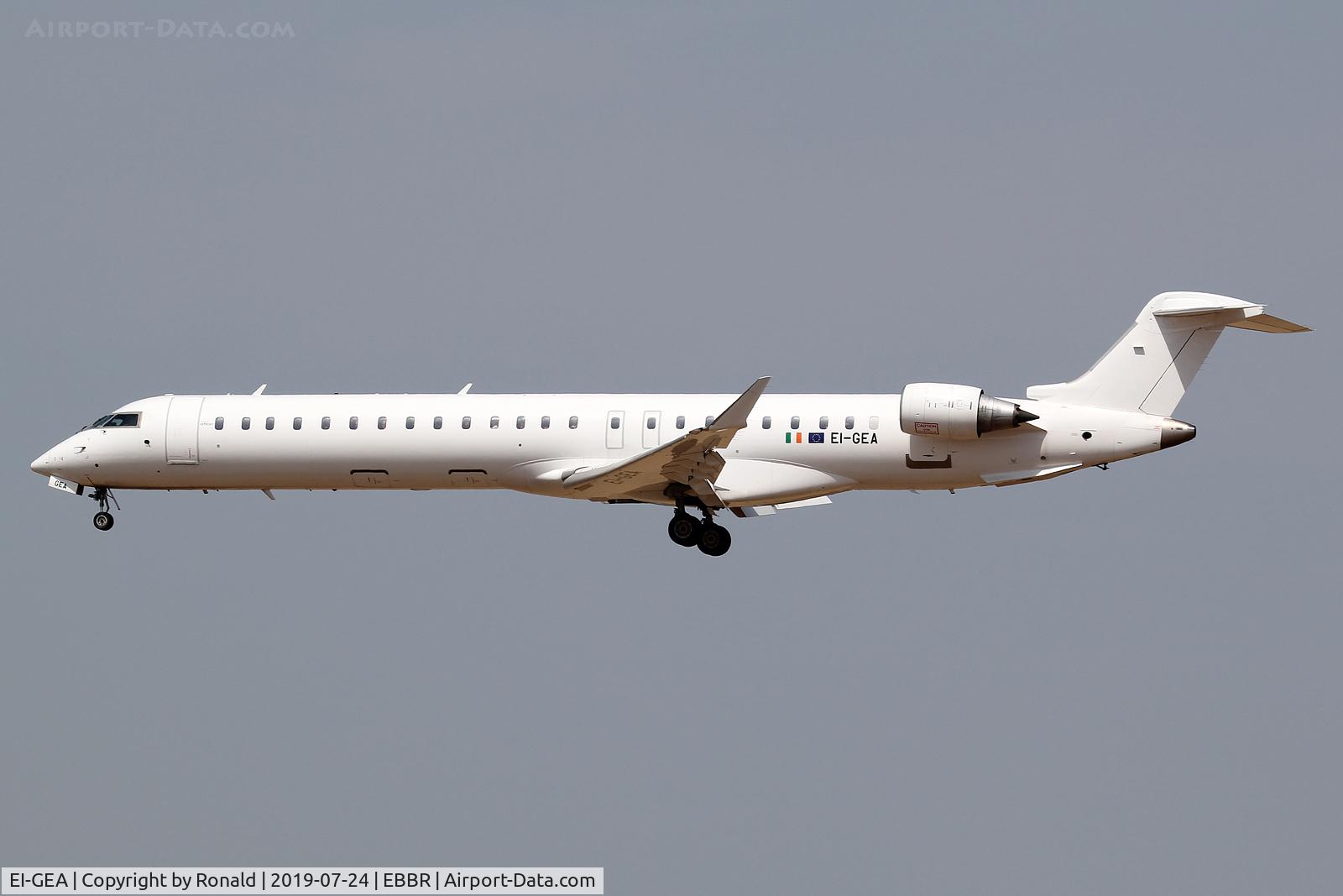 EI-GEA, 2009 Bombardier CRJ-900ER (CL-600-2D24) C/N 15224, at bru