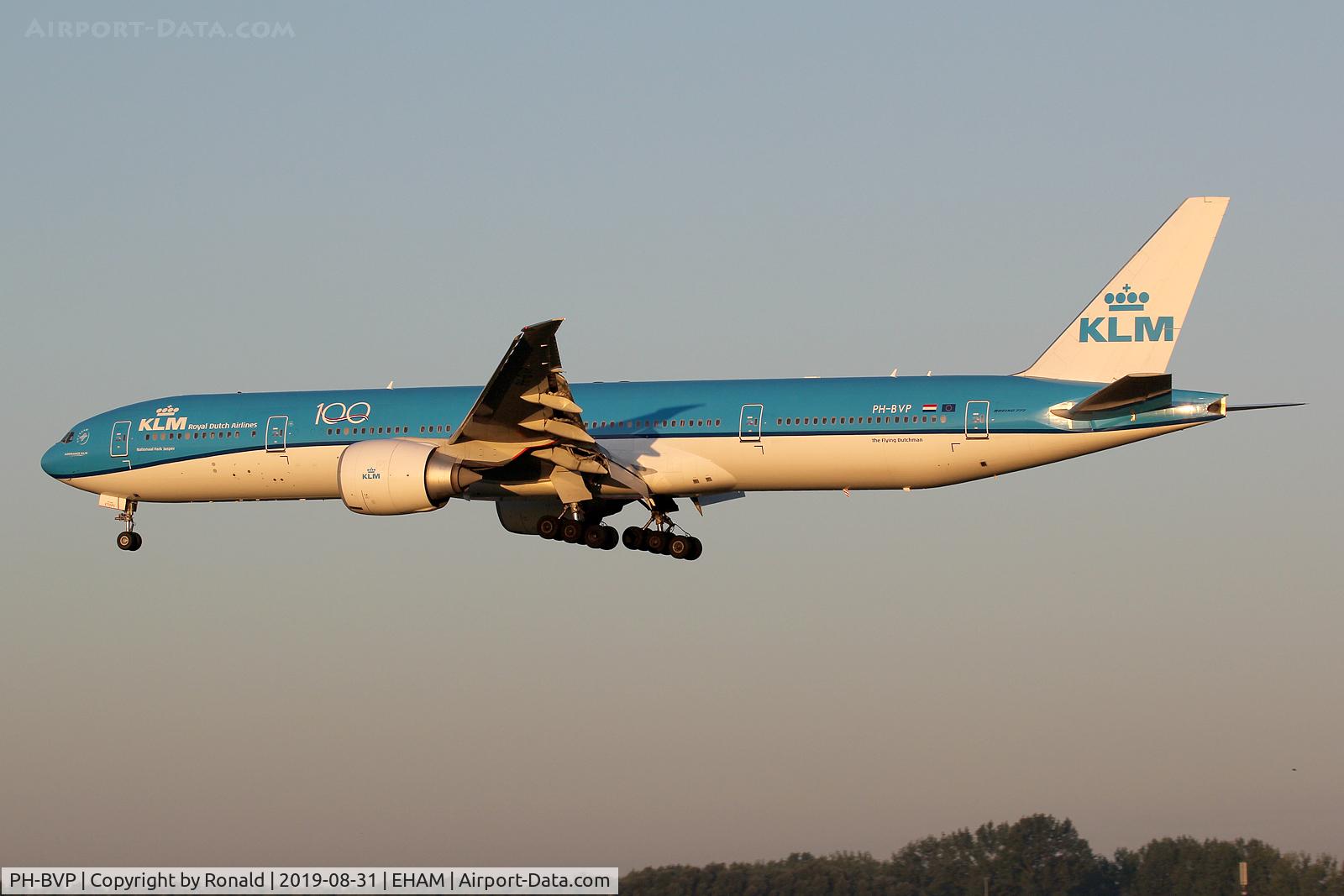 PH-BVP, 2016 Boeing 777-306/ER C/N 44555, at spl