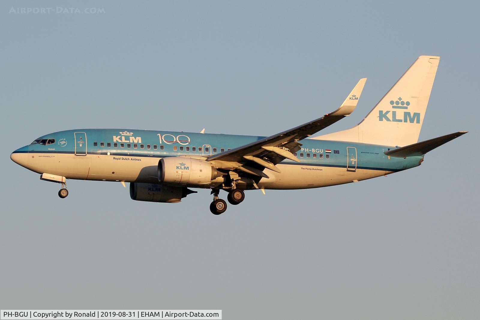 PH-BGU, 2011 Boeing 737-7K2 C/N 39257, at spl