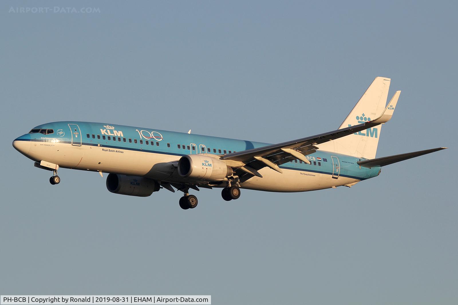 PH-BCB, 2011 Boeing 737-8K2 C/N 39443, at spl