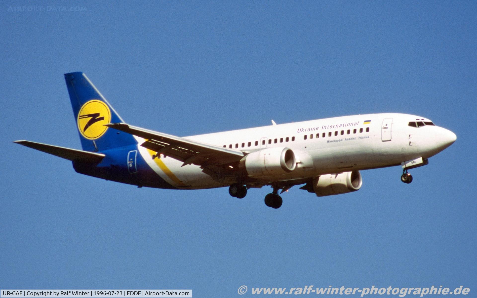 UR-GAE, 1991 Boeing 737-3Y0 C/N 24907, Boeing 737-3Y0 - 6U UKR Air Ukraine -24907 - UR-GAE - 23.07.1996 - FRA