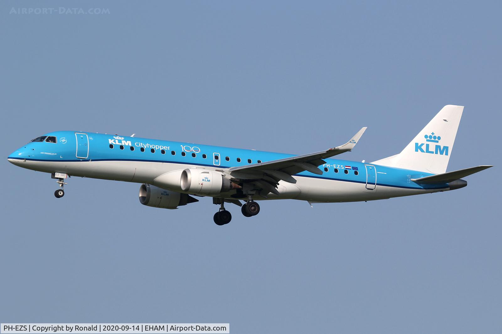 PH-EZS, 2010 Embraer 190LR (ERJ-190-100LR) C/N 19000380, at spl