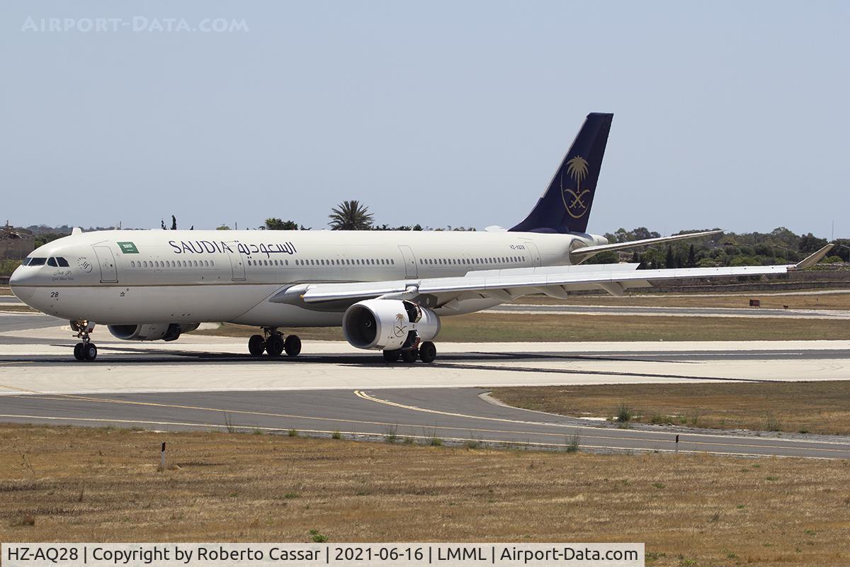 HZ-AQ28, 2017 Airbus A330-343 C/N 1803, Runway 31