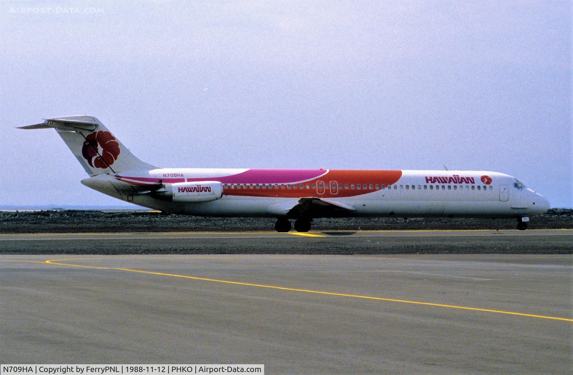 N709HA, 1978 McDonnell Douglas DC-9-51 C/N 47764, Hawaiian DC-9-51 taxiining for departure