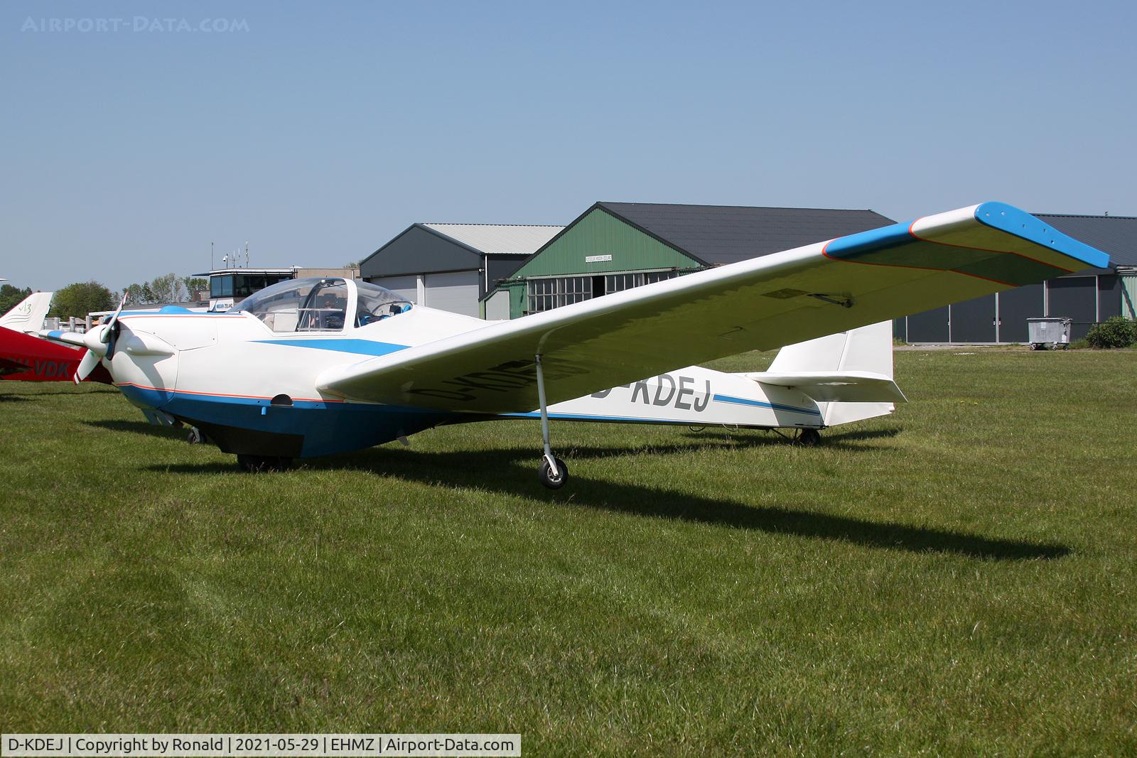 D-KDEJ, Scheibe SF.25C Falke C/N 44177, at ehmz