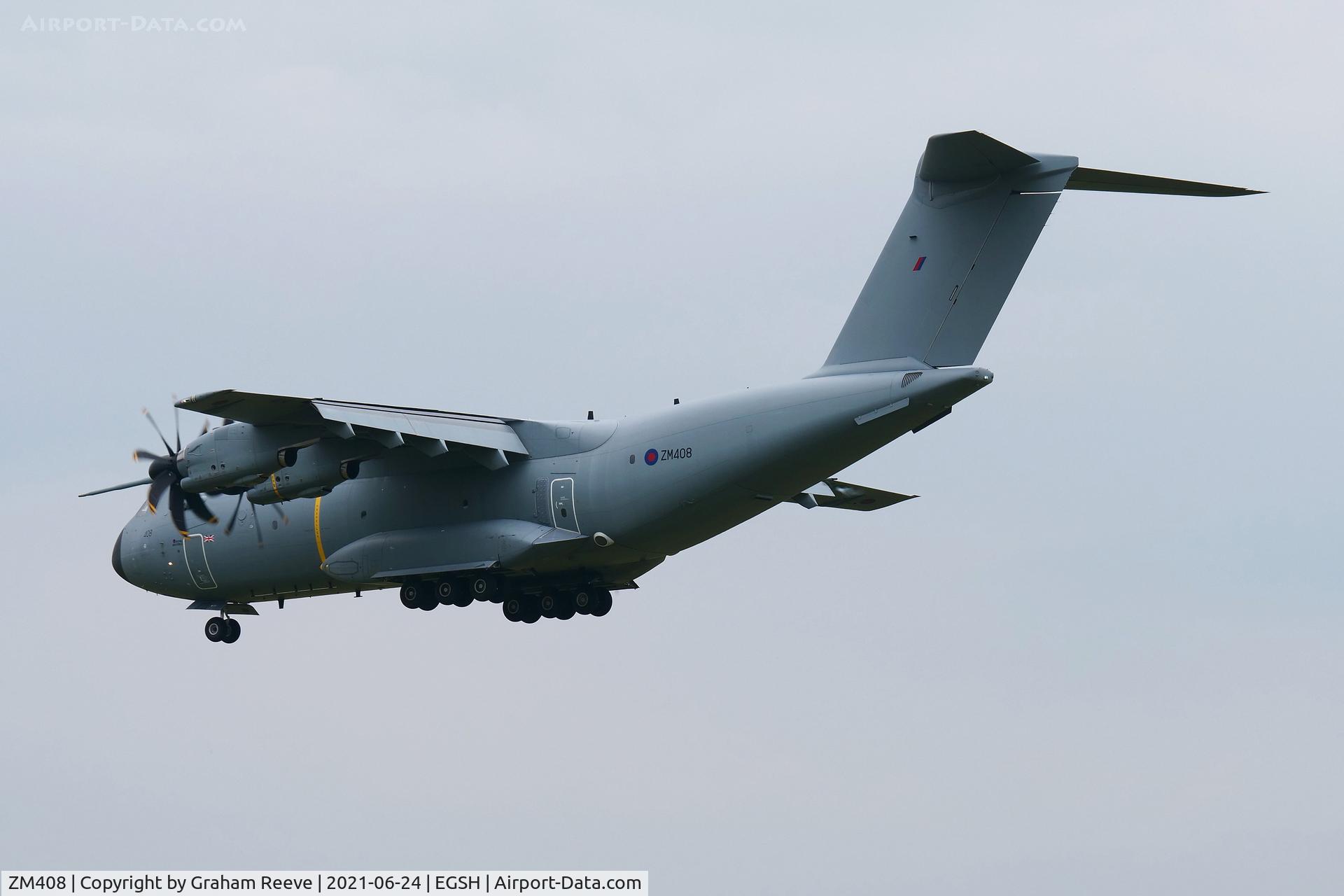ZM408, 2015 Airbus A400M Atlas C.1 C/N 027, On approach to Norwich.