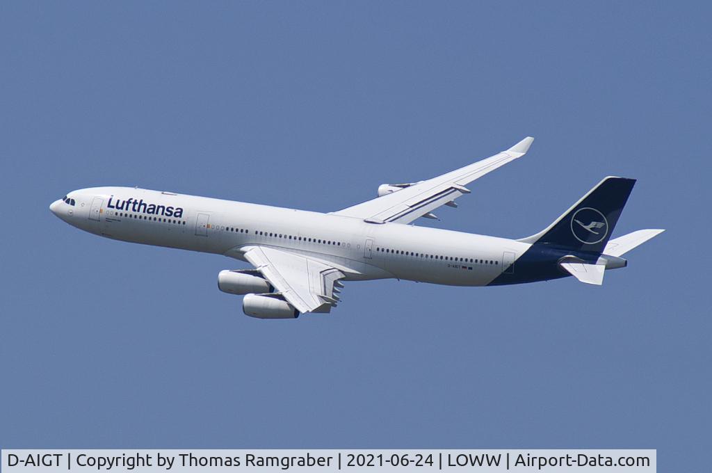 D-AIGT, 1999 Airbus A340-313 C/N 304, Lufthansa Airbus A340-300