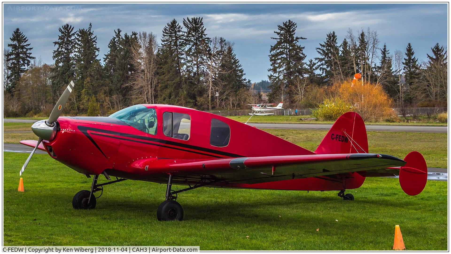 C-FEDW, 1950 Bellanca 14-19 Cruisair Senior C/N 2012, A short visit to the Courtenay Airpark field ... very nice condition
