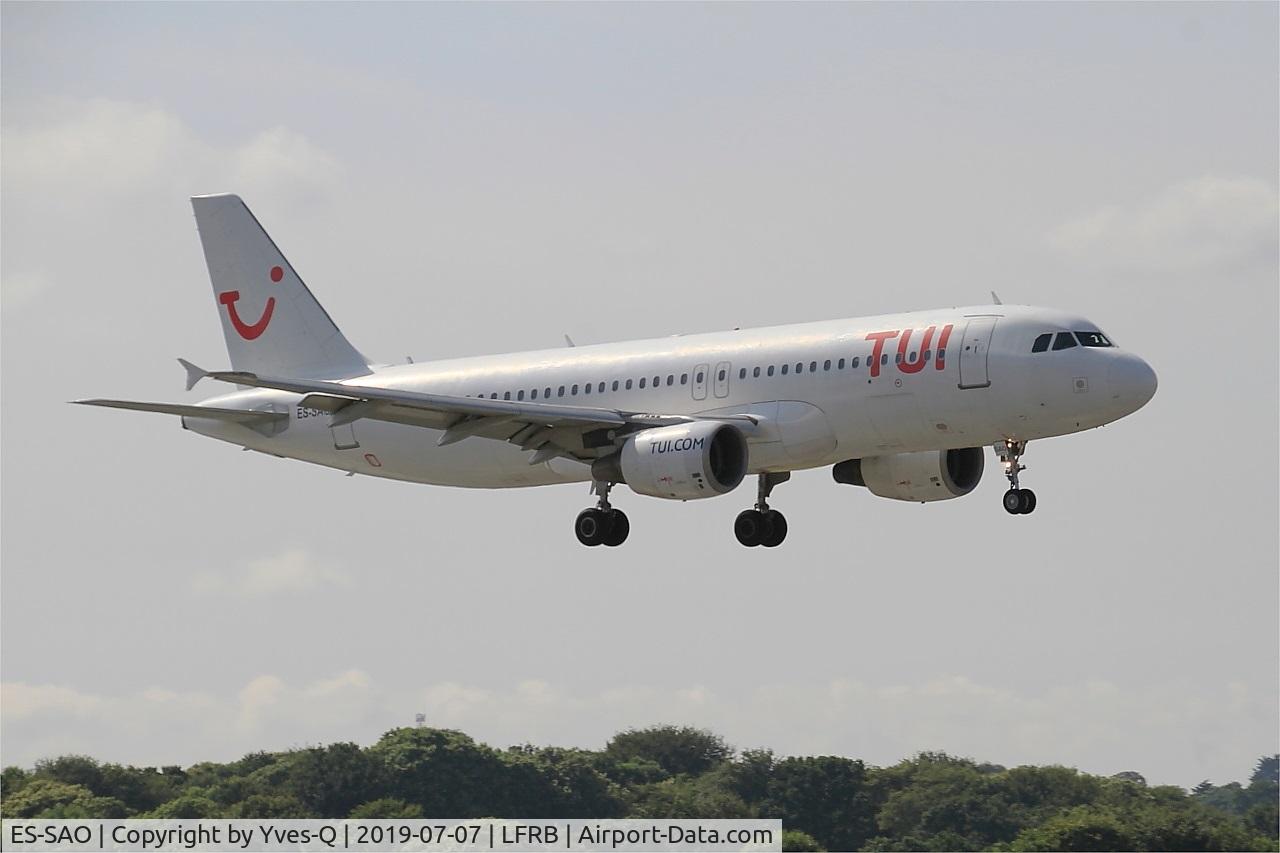 ES-SAO, 1998 Airbus A320-214 C/N 0936, Airbus A320-214, On final rwy 07R, Brest-Bretagne airport (LFRB-BES)