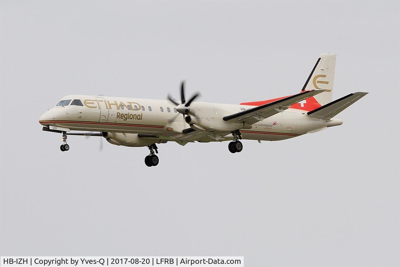 HB-IZH, 1994 Saab 2000 C/N 2000-011, Saab 2000, On final rwy 25L, Brest-Bretagne airport (LFRB-BES)