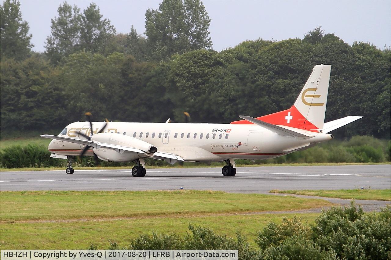 HB-IZH, 1994 Saab 2000 C/N 2000-011, Saab 2000, Lining up rwy 25L, Brest-Bretagne airport (LFRB-BES)