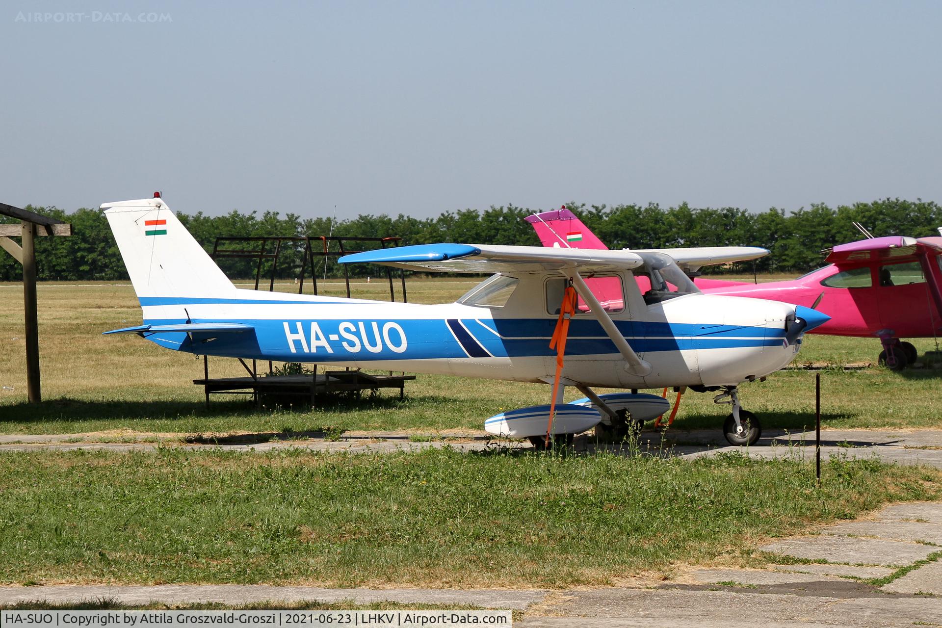 HA-SUO, 1974 Reims F150L C/N 1086, LHKV - Kaposújlak Airport, Hungary