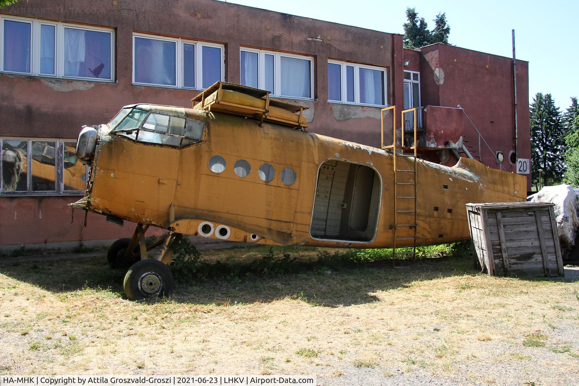 HA-MHK, 1971 PZL-Mielec An-2R C/N 1G123-01, LHKV - Kaposújlak Airport, Hungary