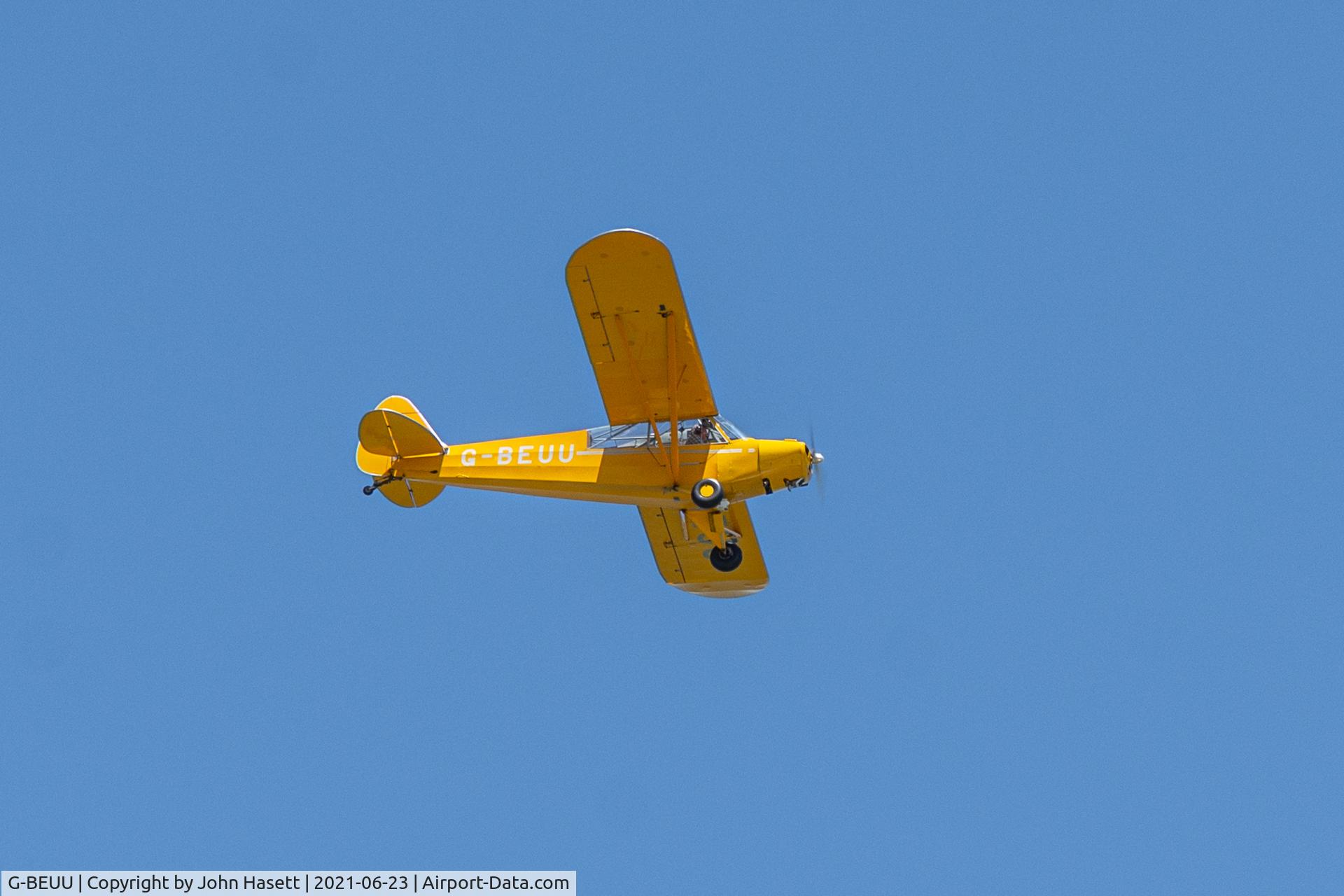 G-BEUU, 1951 Piper L-18C Super Cub (PA-18-95) C/N 18-1551, Above the beach at Cromer Norfolk.