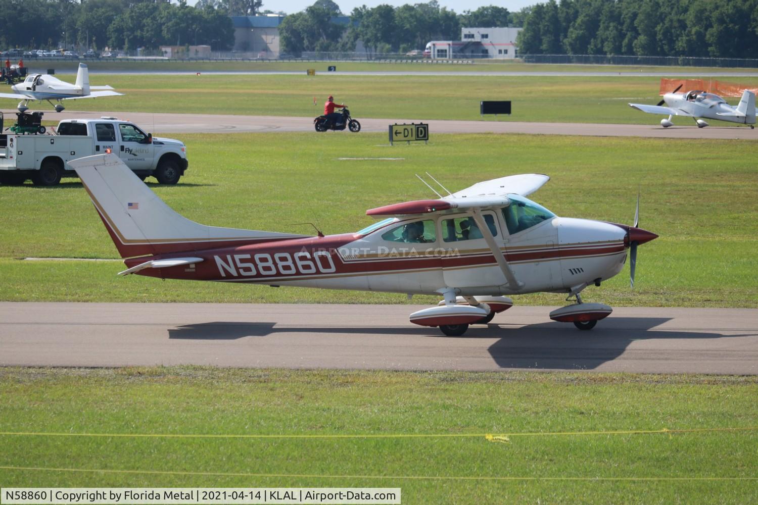 N58860, 1973 Cessna 182P Skylane C/N 18262349, Sun N Fun 2021