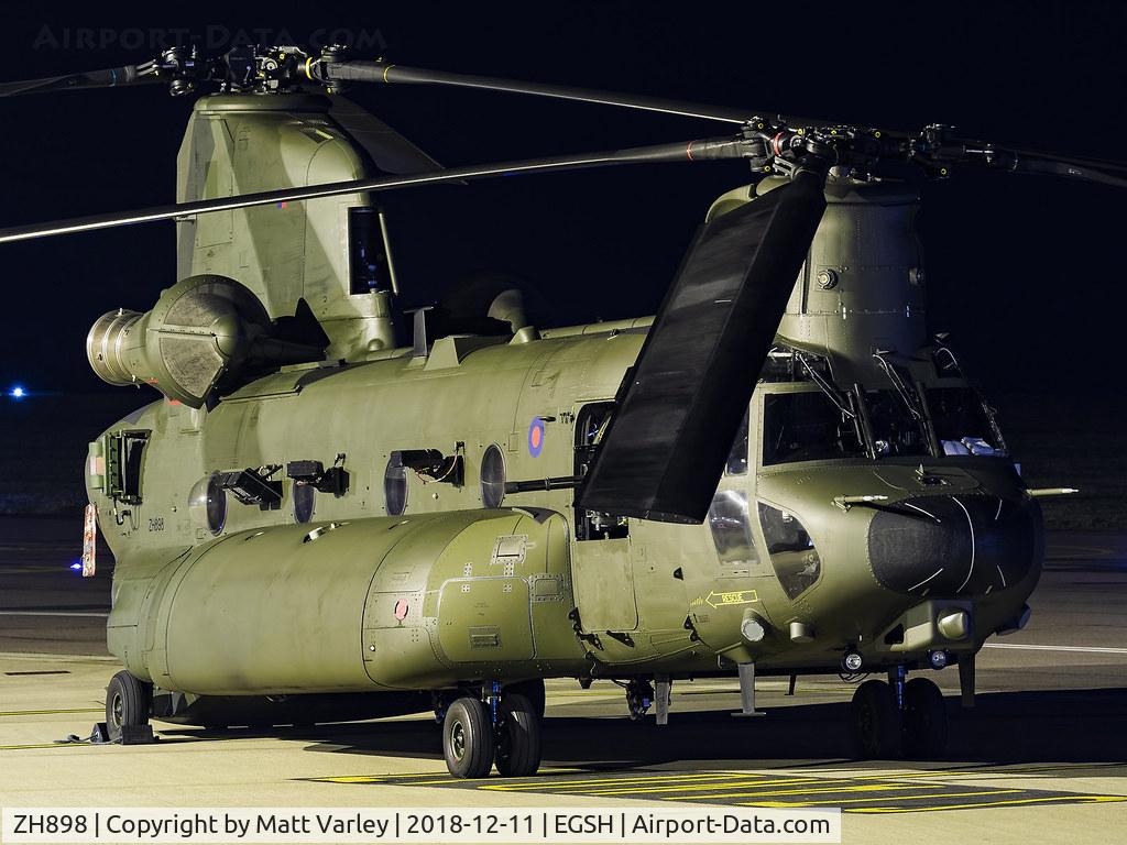 ZH898, Boeing Vertol Chinook HC.3 C/N M4477, Chinook