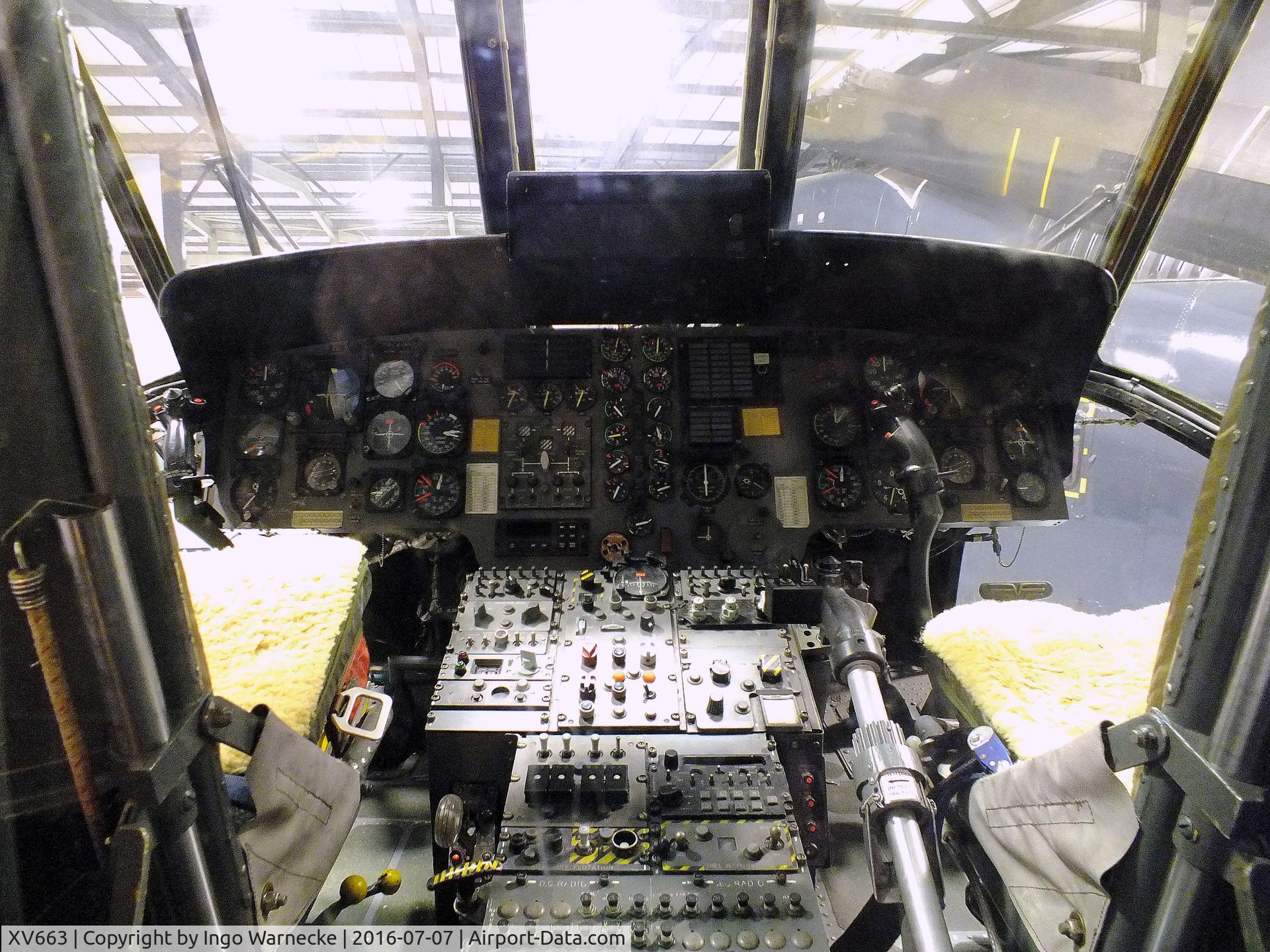 XV663, 1970 Westland Sea King HAS.6 C/N WA651, Westland Sea King HAS6 (special split SAR-colours, port side Royal Navy, starboard side RAF, for exhibition purposes) at the FAA Museum, Yeovilton  #c
