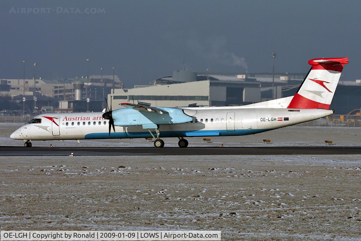 OE-LGH, 2002 De Havilland Canada DHC-8-402Q Dash 8 C/N 4075, at lows