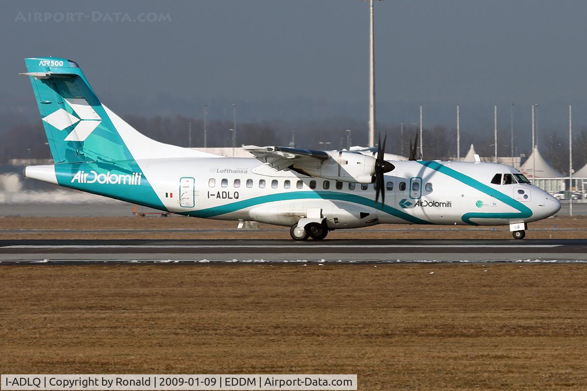 I-ADLQ, 2000 ATR 42-500 C/N 606, at muc