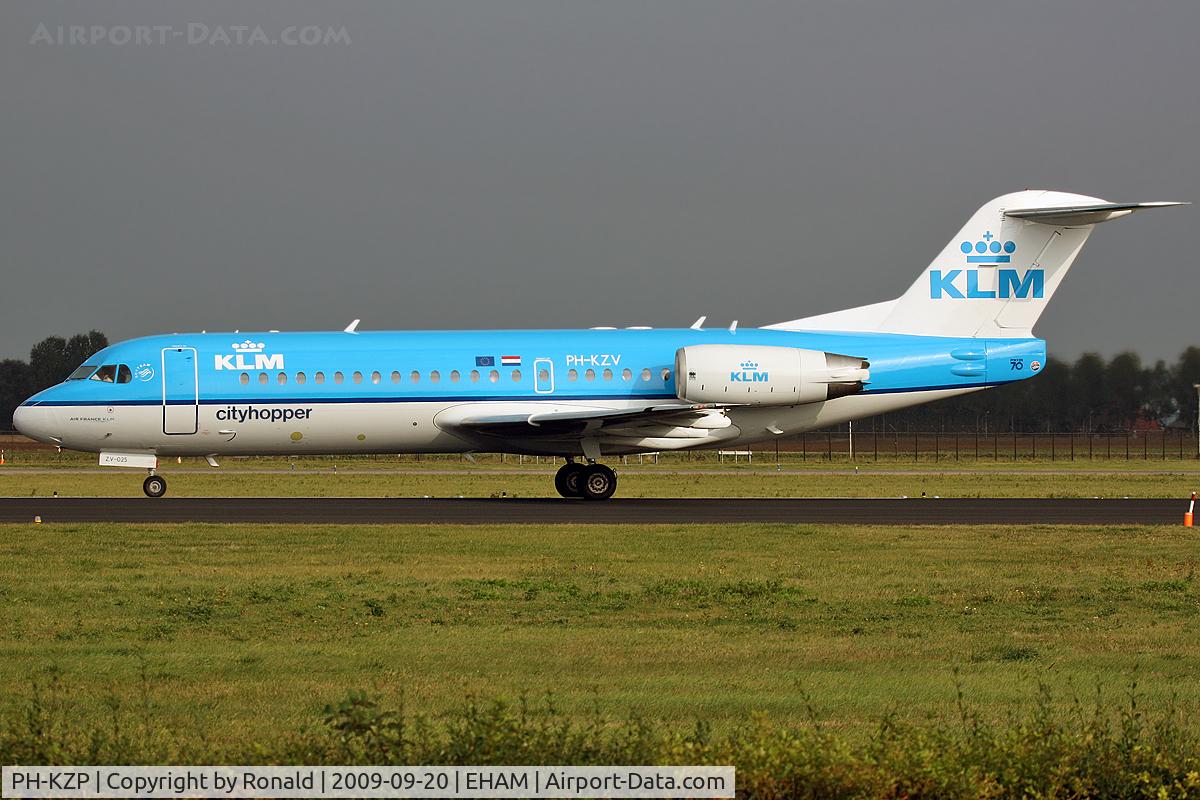 PH-KZP, 1995 Fokker 70 (F-28-0070) C/N 11539, at spl