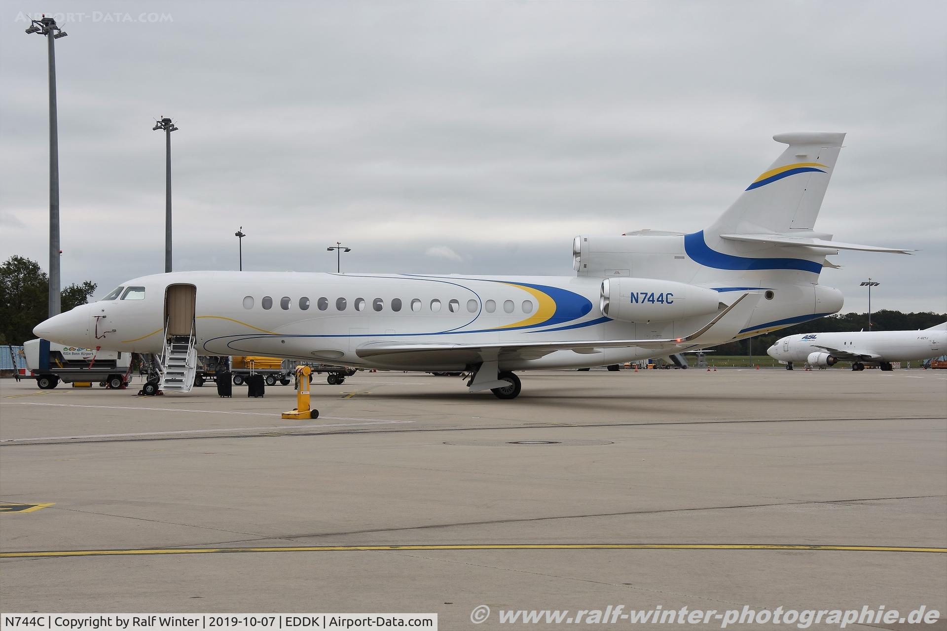 N744C, 2017 Dassault Falcon 8X C/N 424, Dassault Falcon 8X - Dassault Falcon Jet Corp. - 424 - N744C - 07.10.2019 - CGN