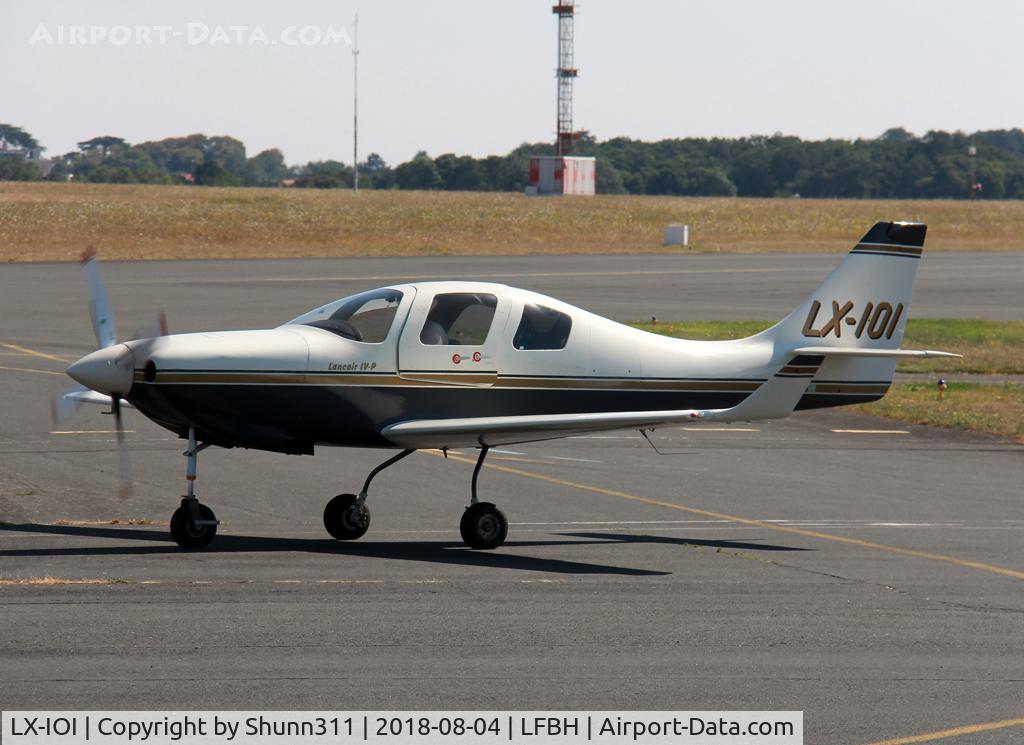 LX-IOI, , Taxiing to his parking after fuelling...