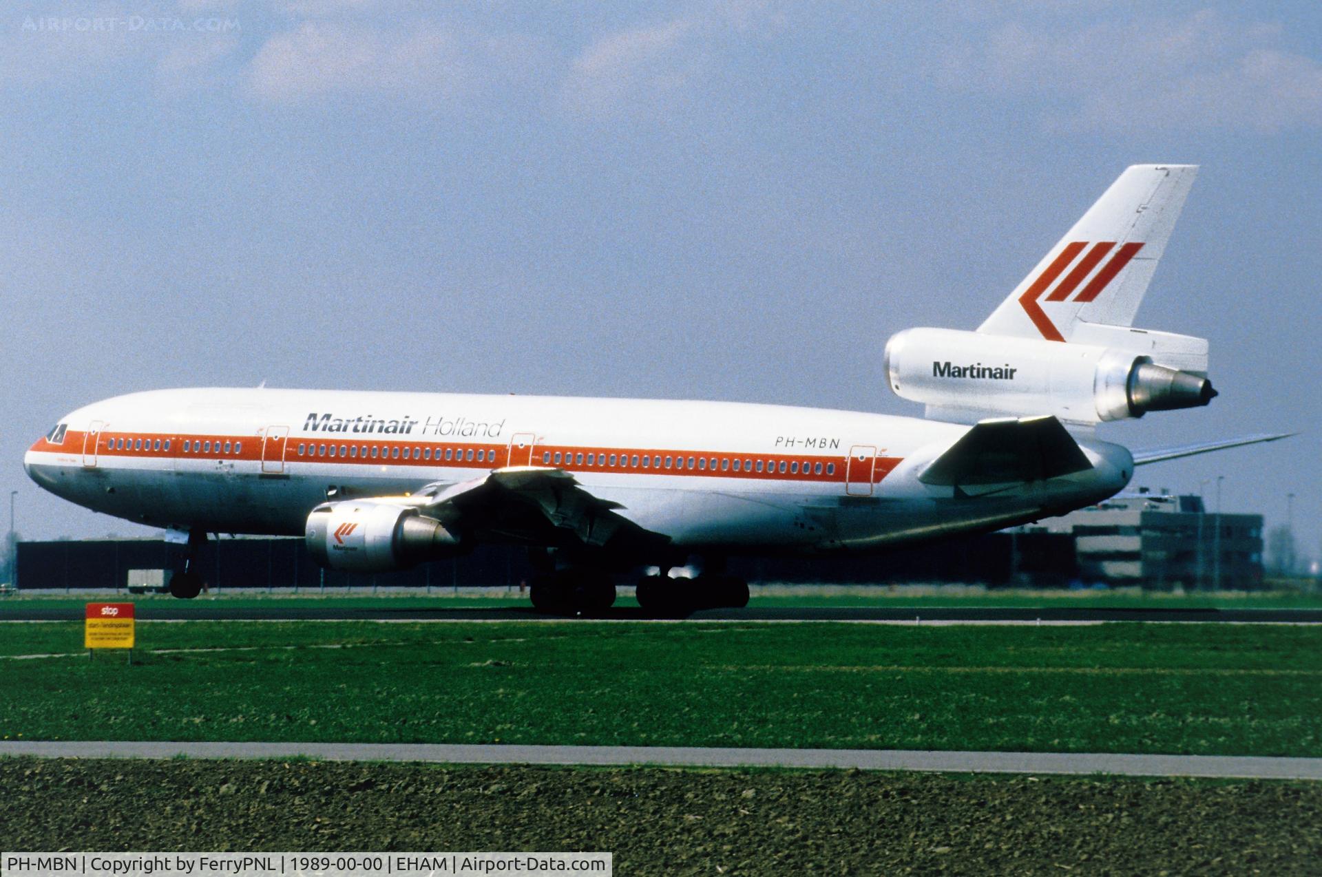 PH-MBN, 1975 Douglas DC-10-30CF C/N 46924, Martinair DC-10-30 rotating. Plane crashed in Faro 1992.
