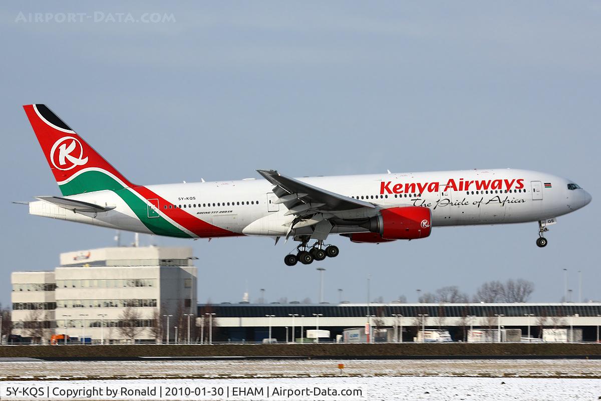 5Y-KQS, 2005 Boeing 777-2U8/ER C/N 33683, at spl