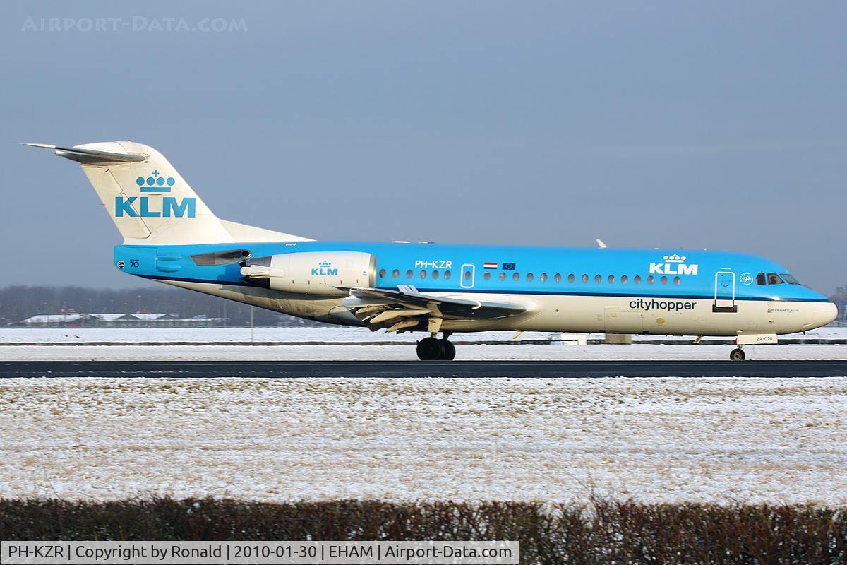 PH-KZR, 1995 Fokker 70 (F-28-0070) C/N 11551, at spl