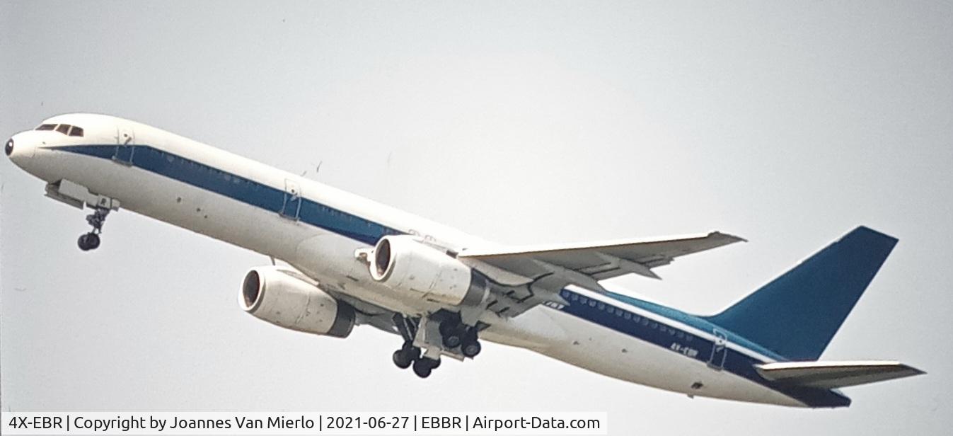 4X-EBR, 1988 Boeing 757-258 C/N 24254, Scan from slide