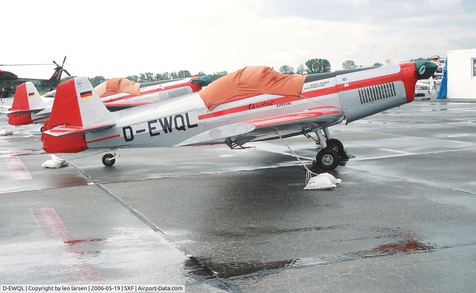 D-EWQL, 1972 Zlin Z-526AFS Acrobat C/N 1217, Berlin Air Show 19.5.2006