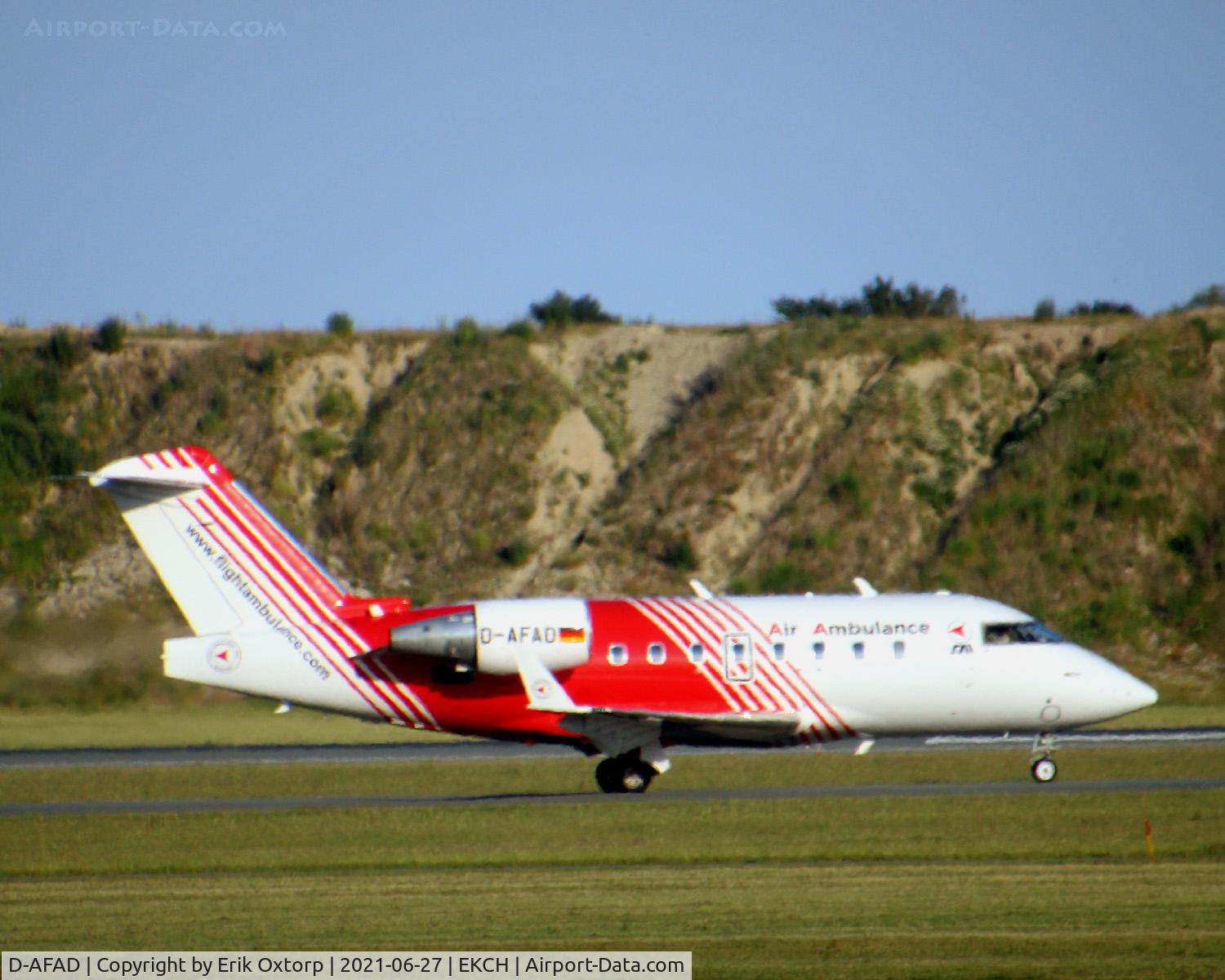 D-AFAD, 1997 Canadair Challenger 604 (CL-600-2B16) C/N 5348, D-AFAD taxi for takeoff rw 04R