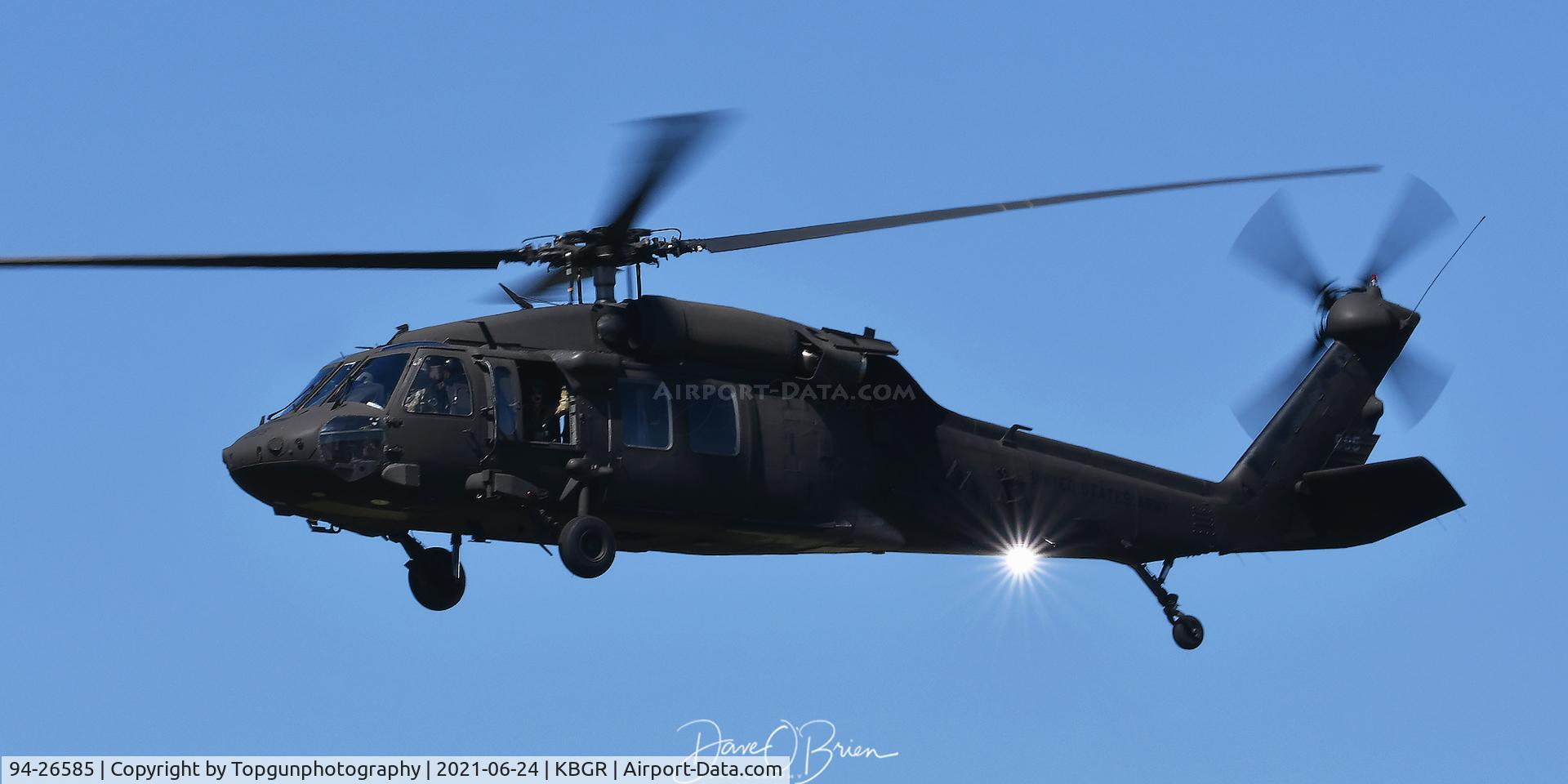 94-26585, 1996 Sikorsky UH-60L Black Hawk C/N 702105, 3-126th AVN working out of Bangor