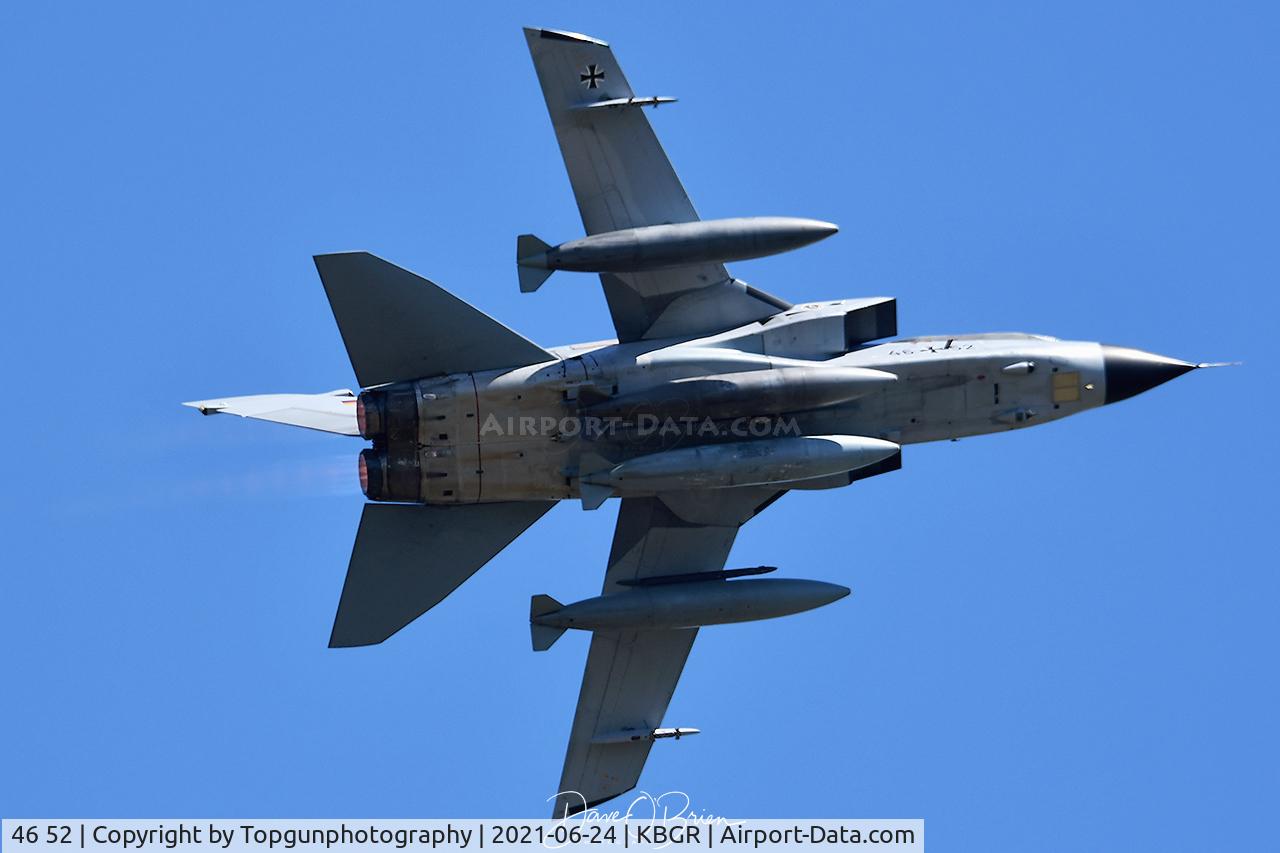 46 52, Panavia Tornado ECR C/N 894/GS285/4352, RETRO 22