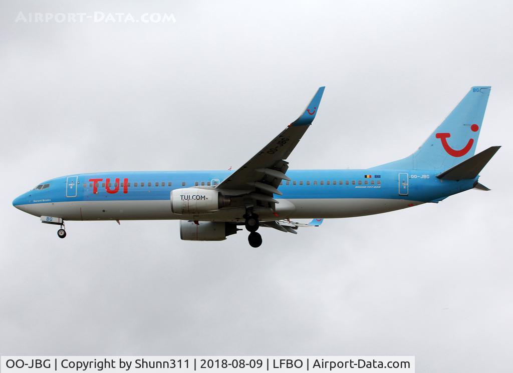 OO-JBG, 2008 Boeing 737-8K5 C/N 35142, Landing rwy 32L