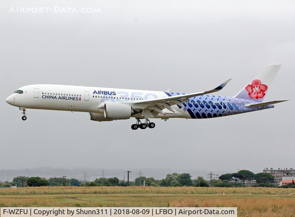 F-WZFU, 2018 Airbus A350-941 C/N 239, C/n 0239 - To be B-18918 with 'Caron Fibre / Airbus' c/s