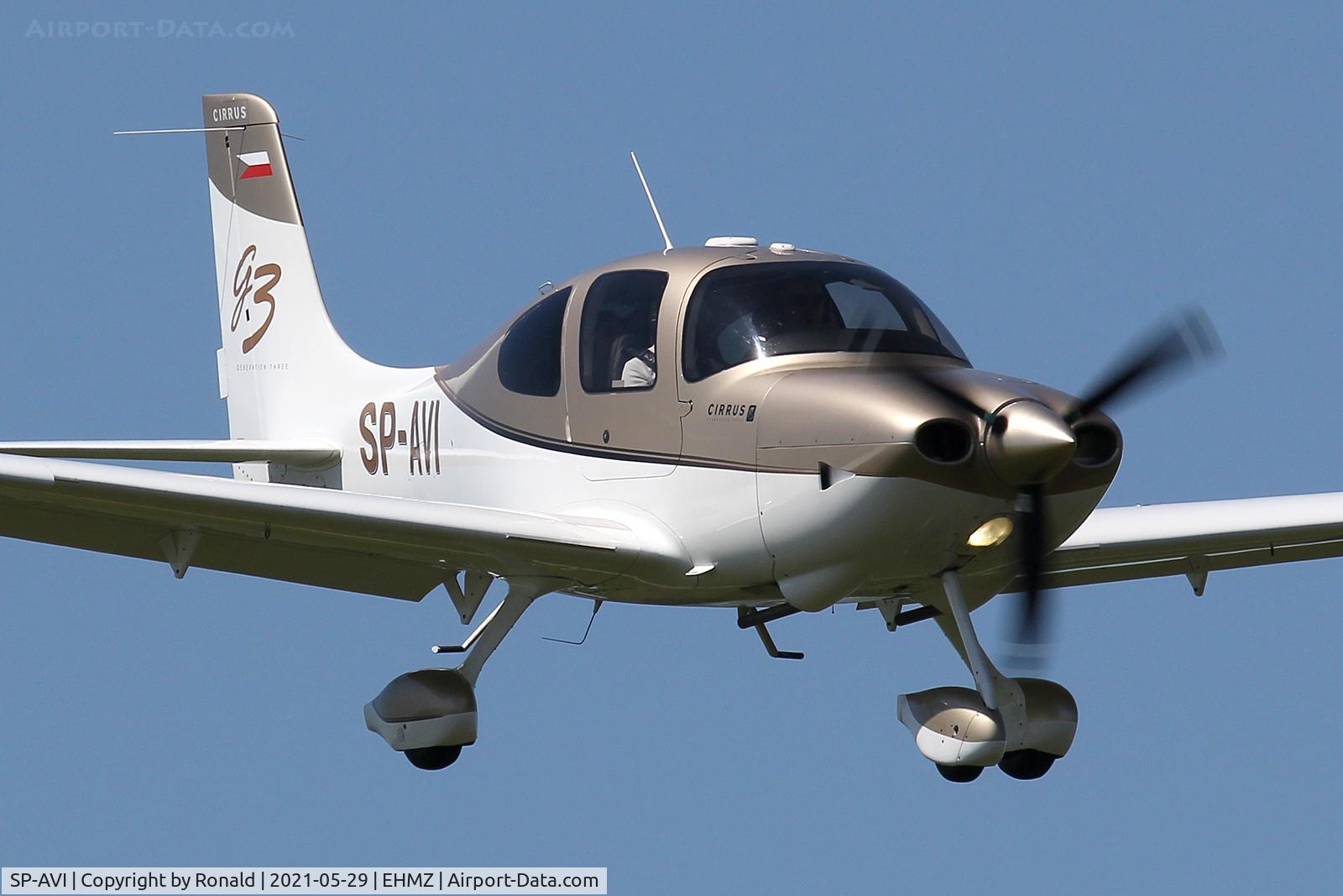 SP-AVI, 2008 Cirrus SR20 C/N 1917, at ehmz