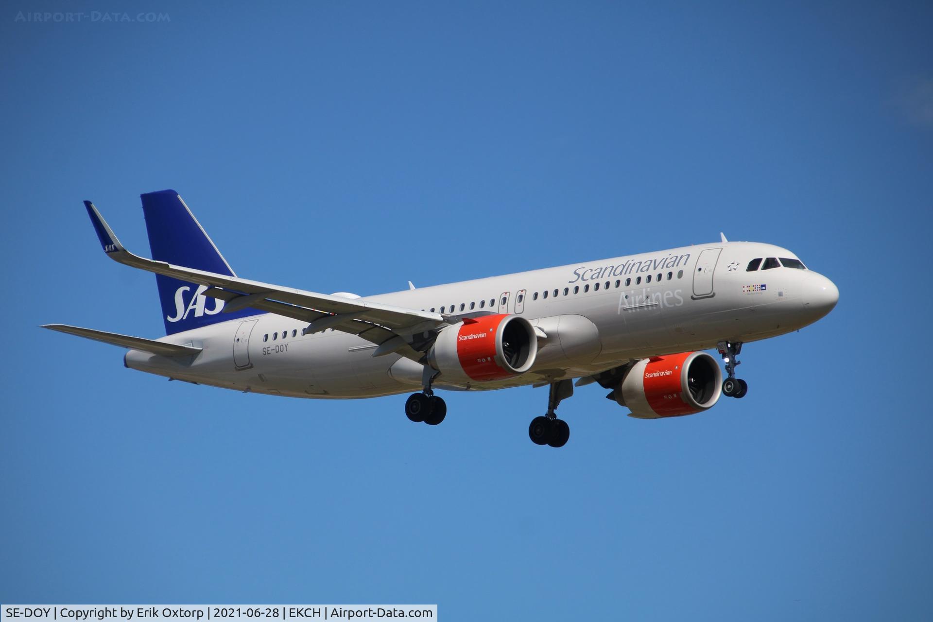SE-DOY, 2017 Arbus A320-251N C/N 7499, SE-DOY landing rw 22L