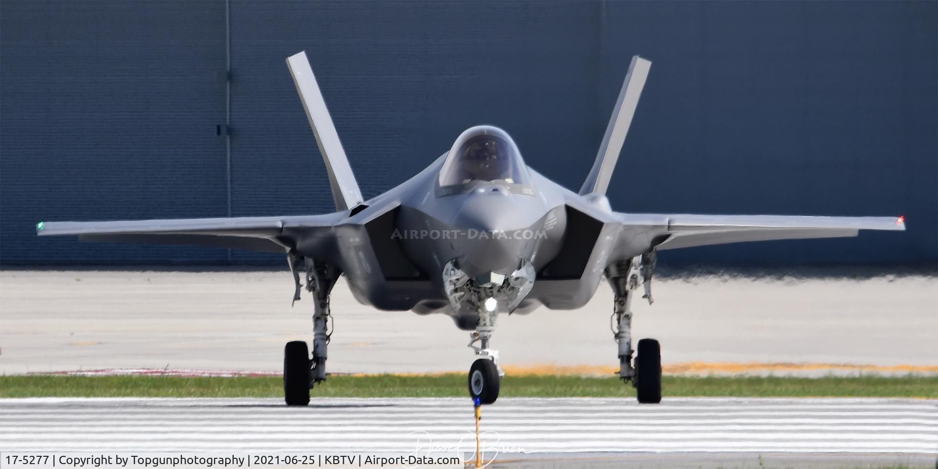 17-5277, 2016 Lockheed Martin F-35A Lightning II C/N AF-219, SHINER21 taking the active