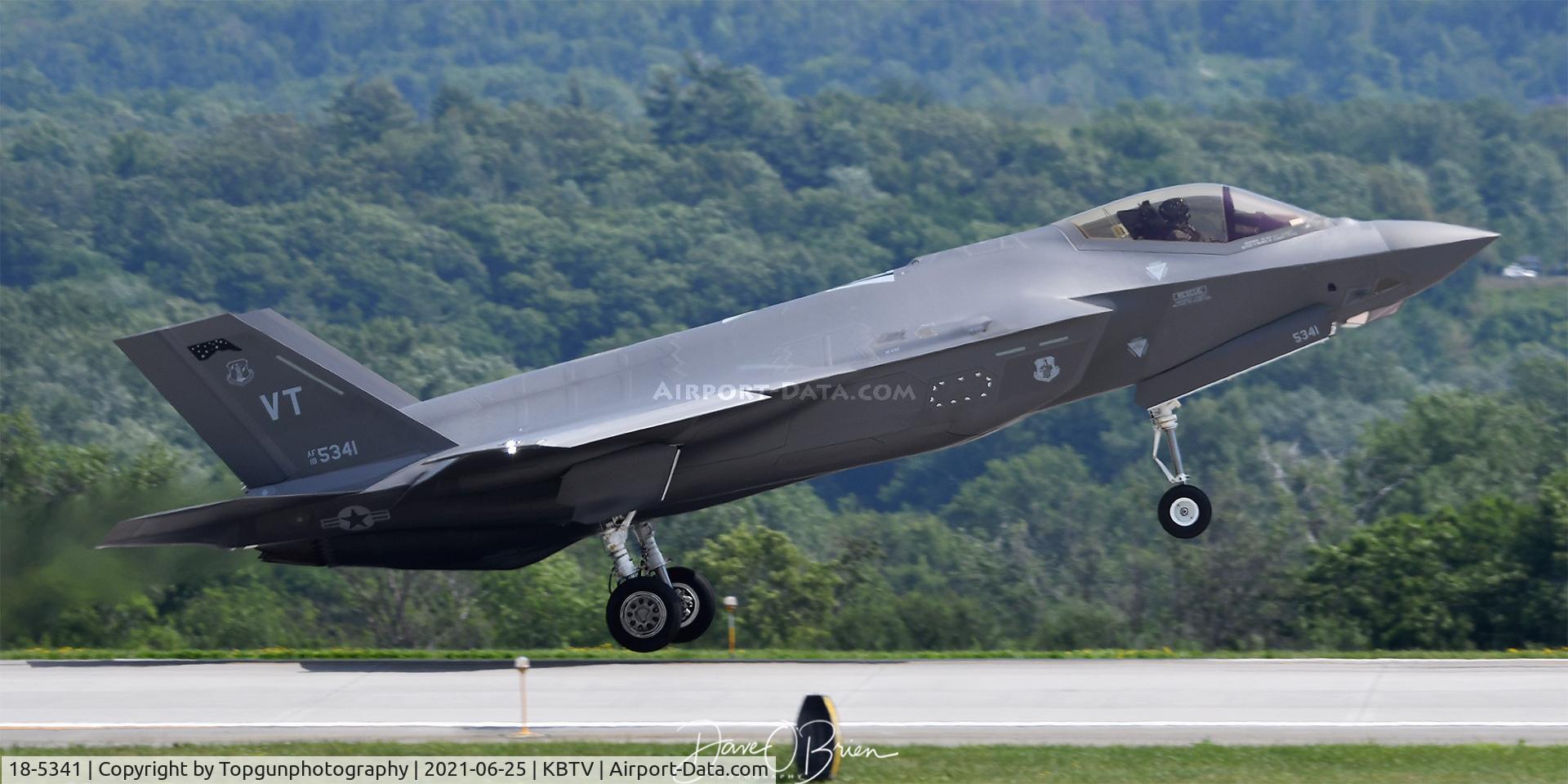 18-5341, 2019 Lockheed Martin F-35A Lightning II C/N AF-232, SNIPER14 seconds before touchdown.