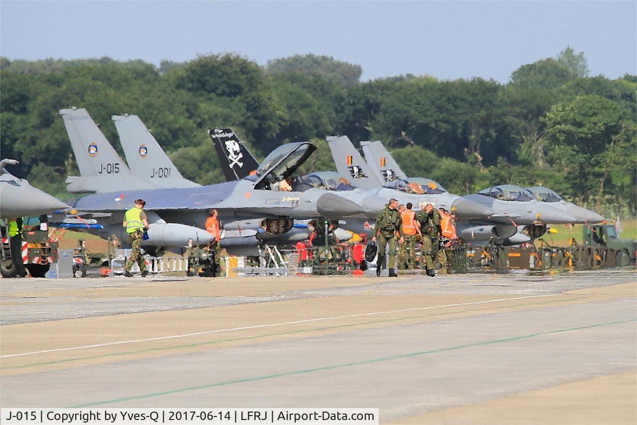 J-015, 1991 Fokker F-16A Fighting Falcon C/N 6D-171, Fokker F-16A Fighting Falcon, Flight line, Landivisiau Naval Air Base (LFRJ) Tiger Meet 2017