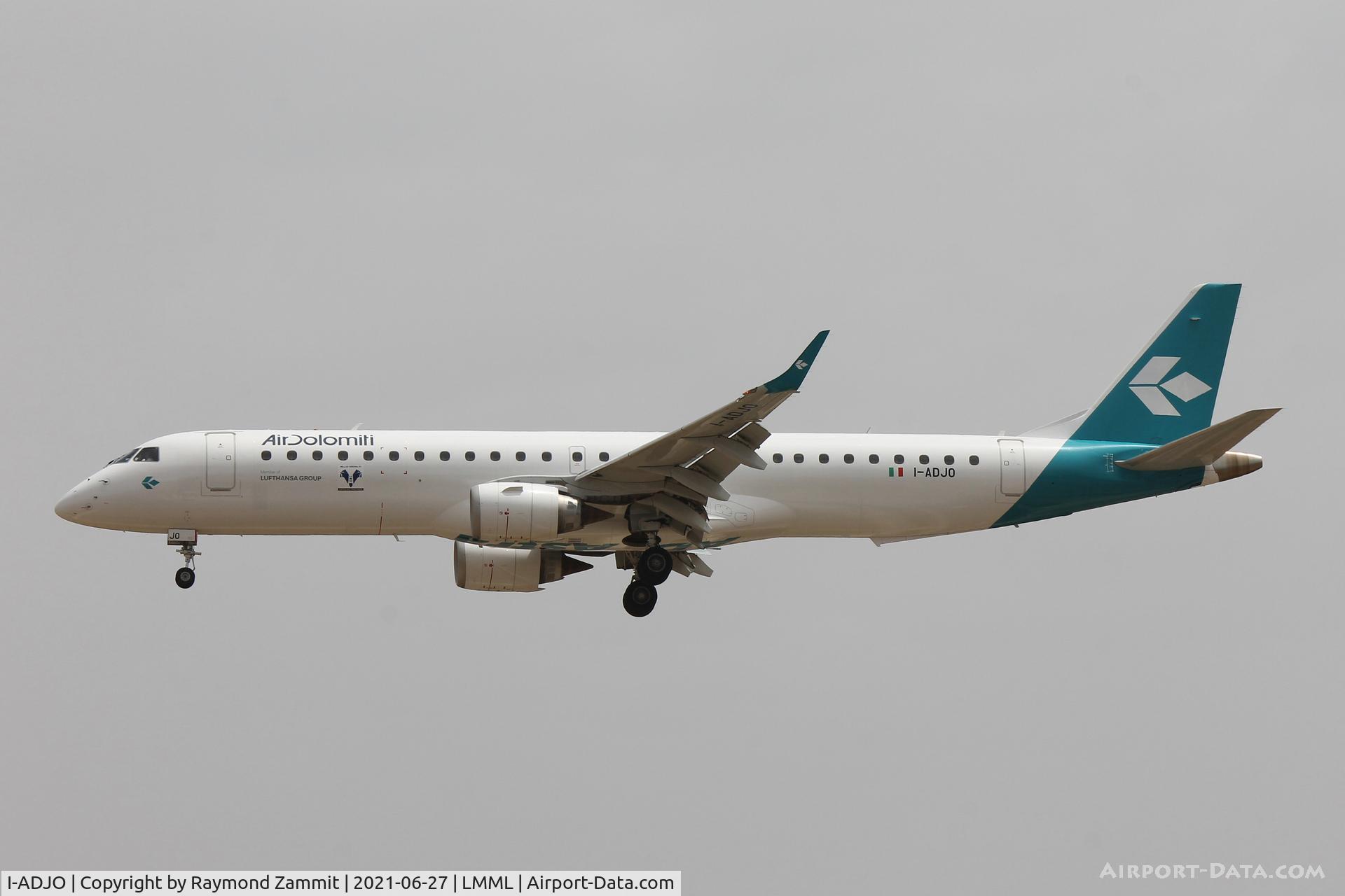 I-ADJO, 2009 Embraer 195LR (ERJ-190-200LR) C/N 19000280, Embraer 195LR I-ADJO Air Dolomiti