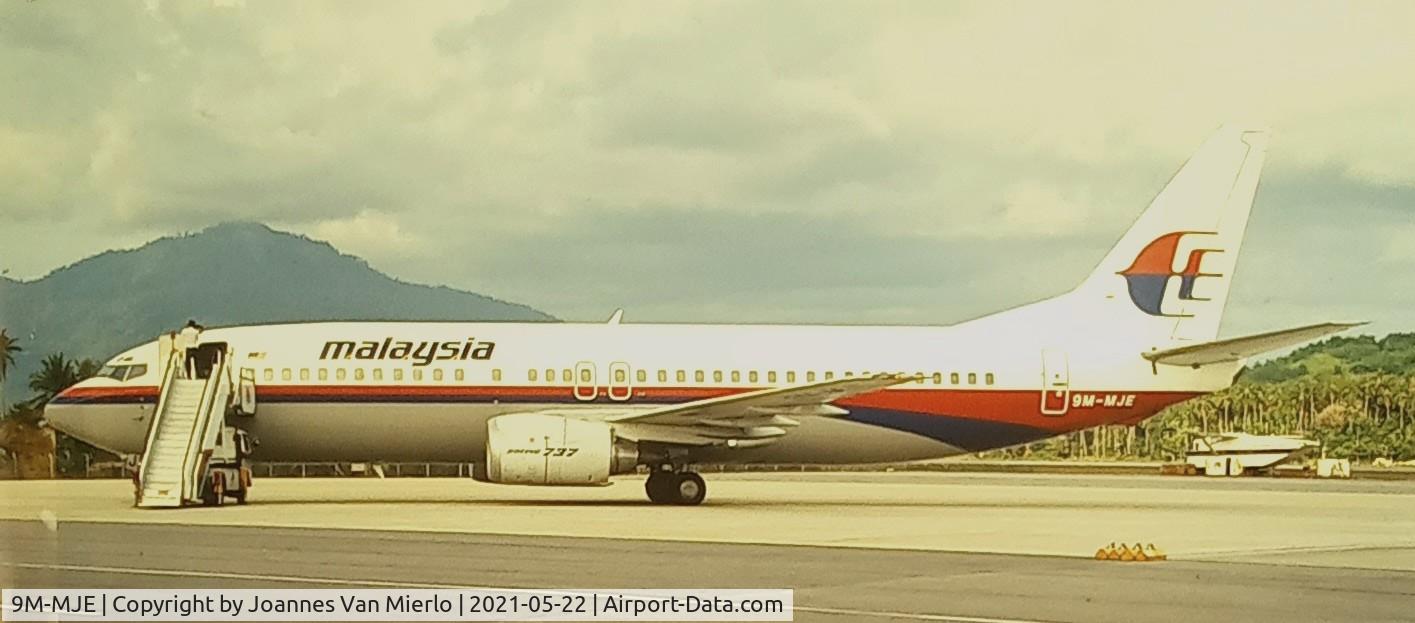 9M-MJE, 1991 Boeing 737-4Q8 C/N 24707, scan from slide