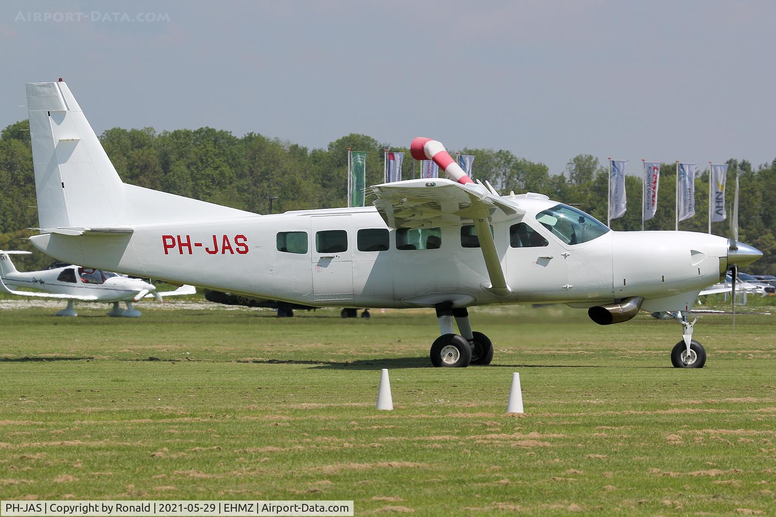 PH-JAS, 1993 Cessna 208 Caravan 1 C/N 20800226, at ehmz