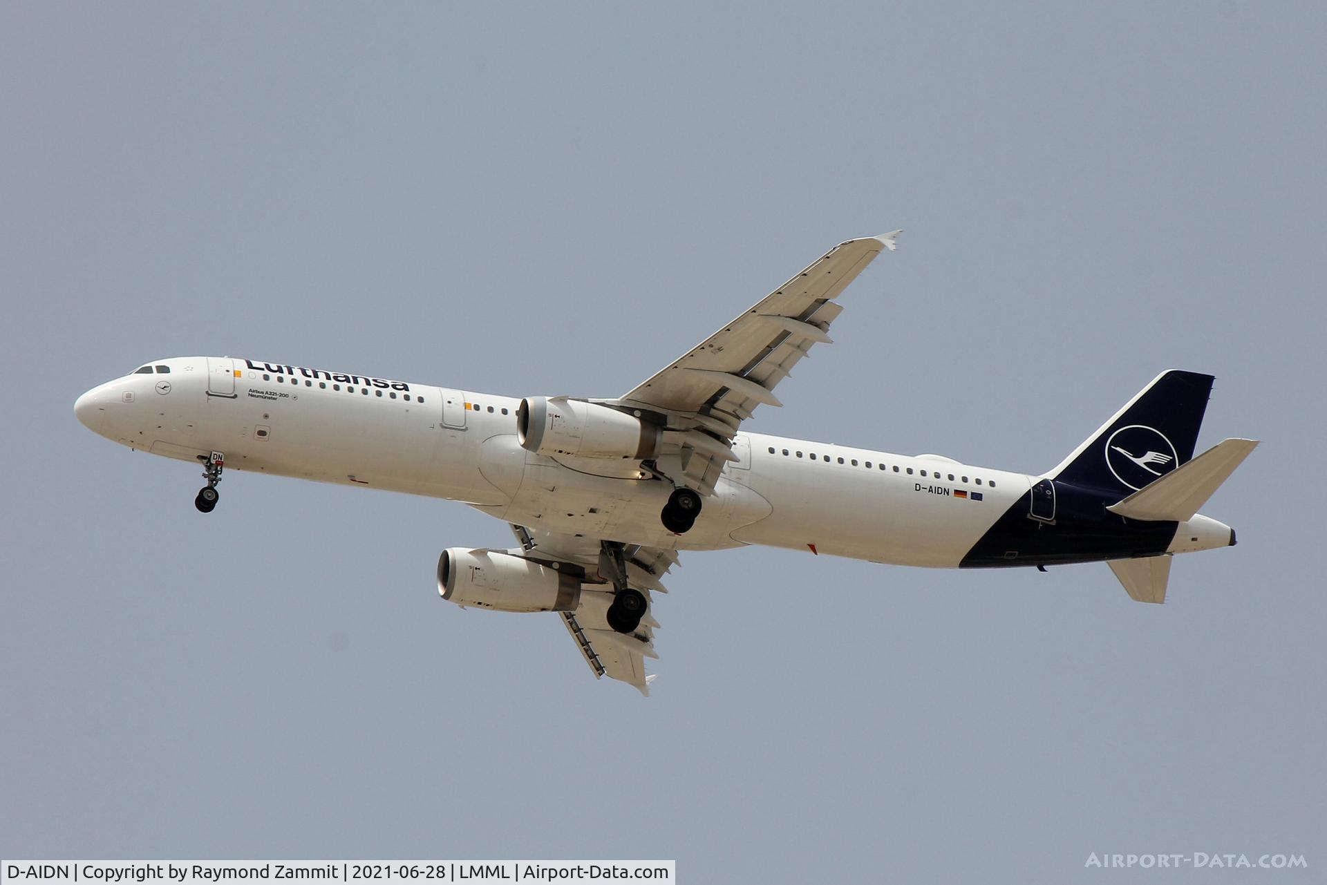 D-AIDN, 2011 Airbus A321-231 C/N 4976, A321 D-AIDN Lufthansa