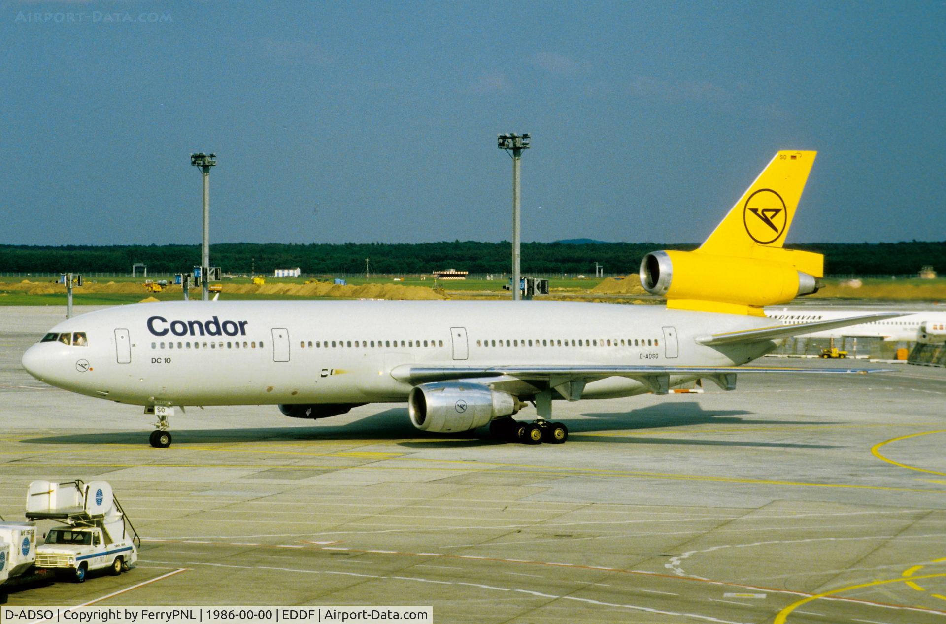 D-ADSO, 1980 McDonnell Douglas DC-10-30 C/N 48252, Condor DC-10-30 arriving