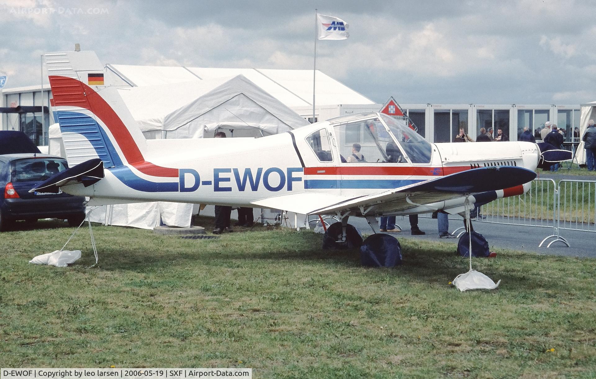 D-EWOF, Zlin Z-42M C/N 0111, Berlin ILA 19.5.2006