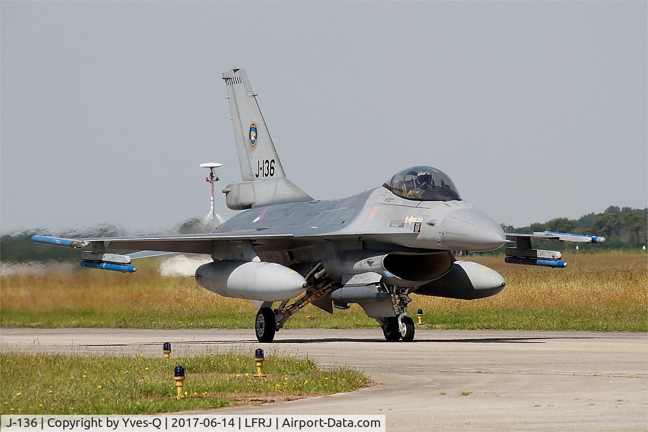 J-136, Fokker F-16AM Fighting Falcon C/N 6D-126, Fokker F-16AM Fighting Falcon, Taxiing to flight line, Landivisiau Naval Air Base (LFRJ) Tiger Meet 2017